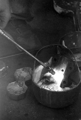 Rebuilding a 25-pound Little Giant by Sid Suedmeier and Fred